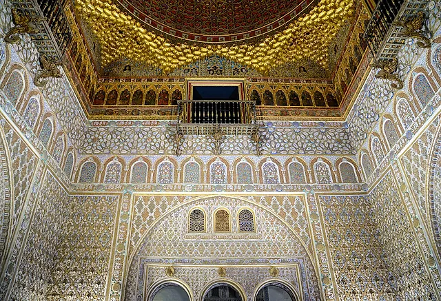 Mudejar plasterwork and a gilded ceiling in the Real Alcázar