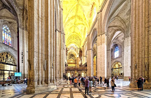The central nave of the cathedral with its tall Gothic vaults